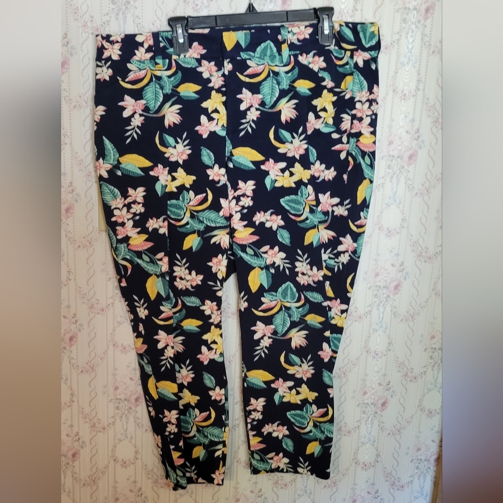 Pixie High Rise Tropical Floral Pants Secret Slim Pocketv 18 Plus Short